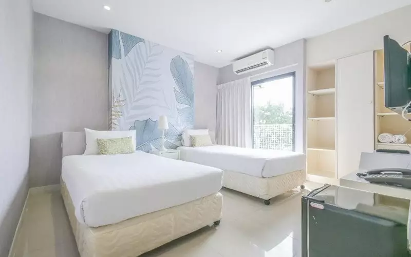 هتل سینو مزون