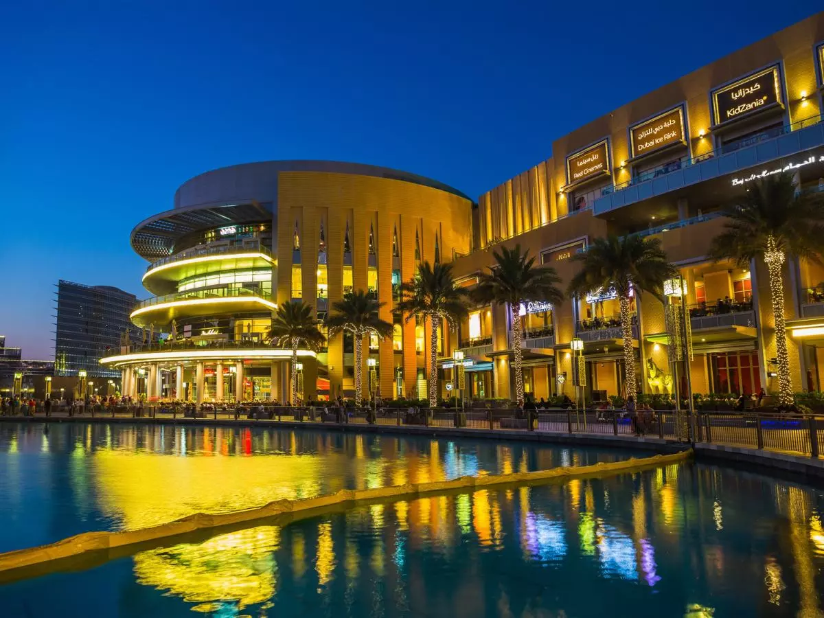 مرکز خرید دبی مال  The Dubai Mall
