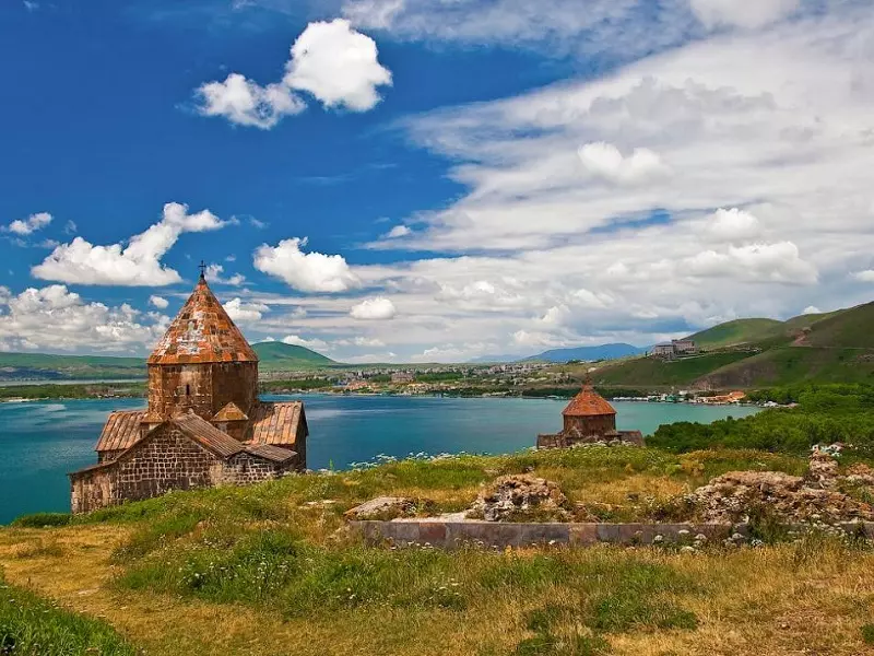 دریاچه سوان