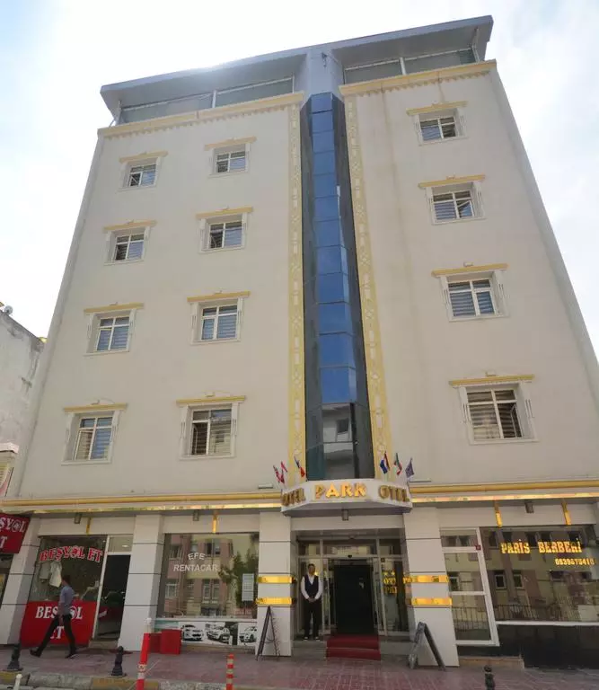 هتل دمیت پارک وان