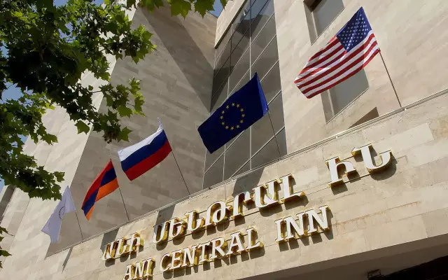 آنی سنترال این