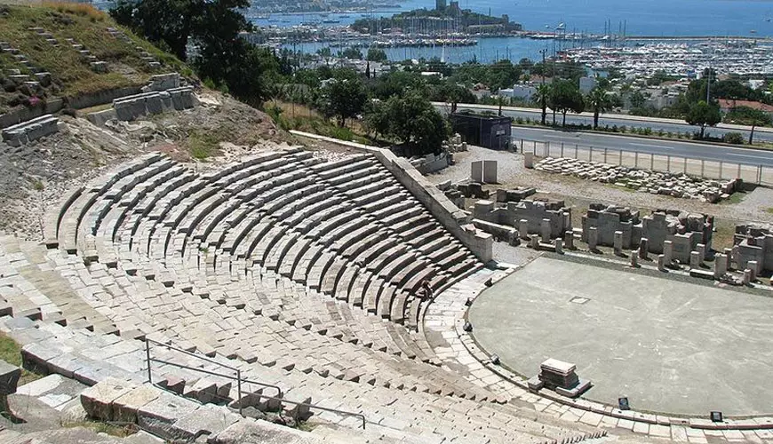 آمفی تئاتر باستانی