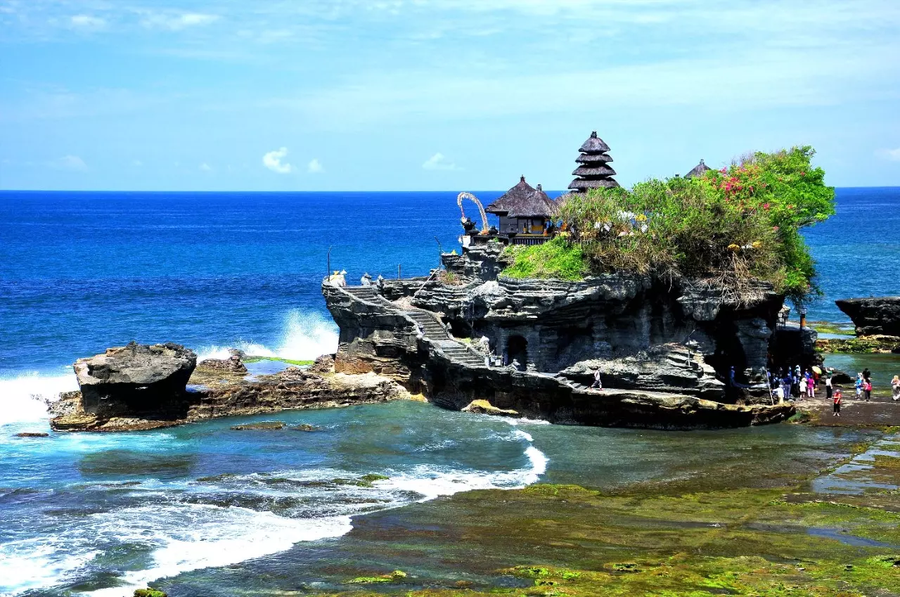 معبد ‏Tanah Lot ‏‏ ‏‎