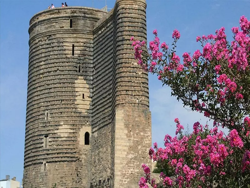 قلعه ی دختر