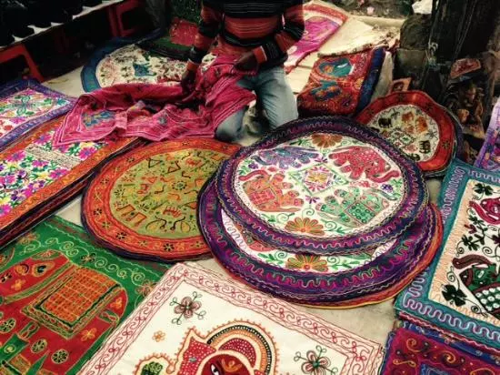 بازار جانپاتی و تبتی (Janpath and Tibetan Market)