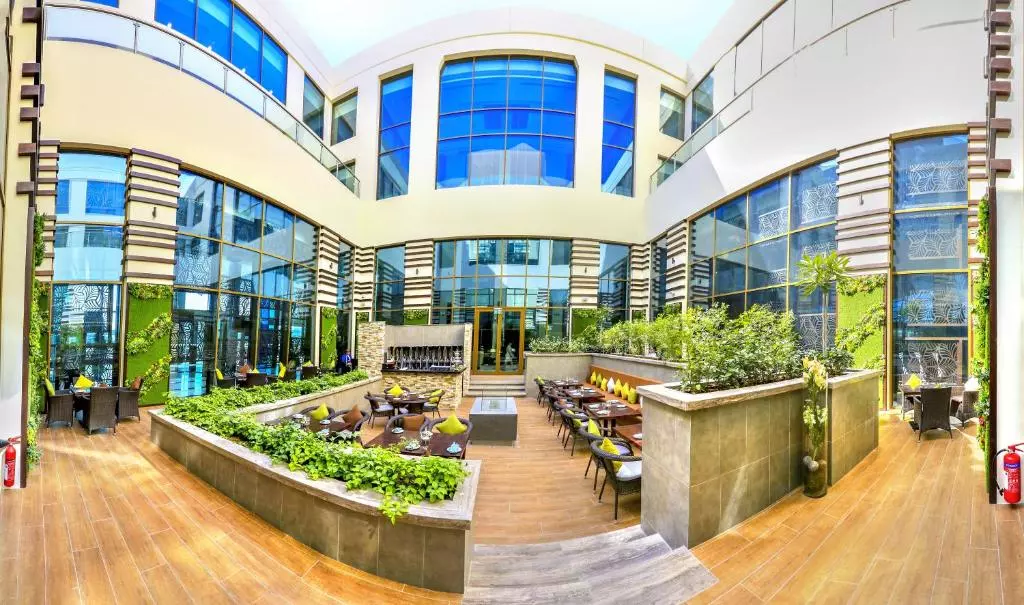 متروپلیتن شیخ زاید