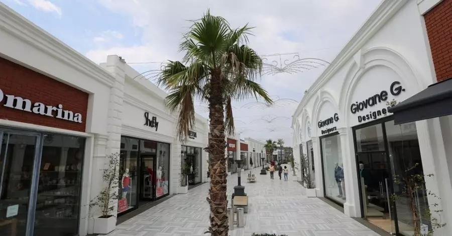 مرکز خرید ویاپورت مارینا