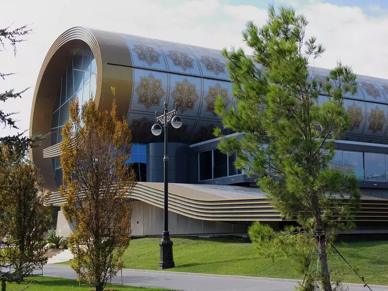 موزه فرش جمهوری آذربایجان